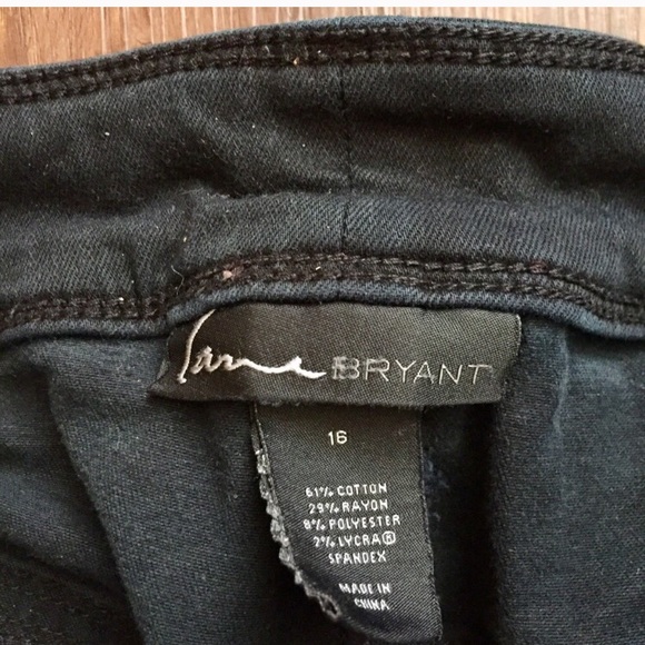 Lane Bryant Black Zip Ankle Jeans Size 16 - Picture 4 of 4